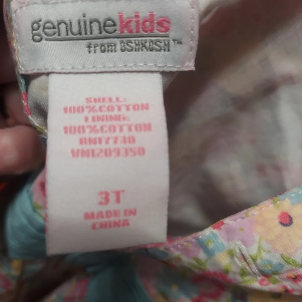 OSH KOSH  Size 3T Floral Dress Stain on waistband